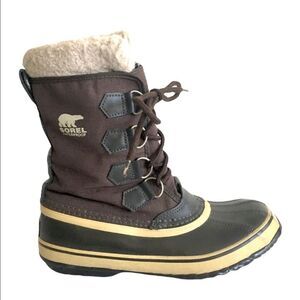 SOREL Women’s Winter Carnival Waterproof Snow Boot Taupe Brown 7